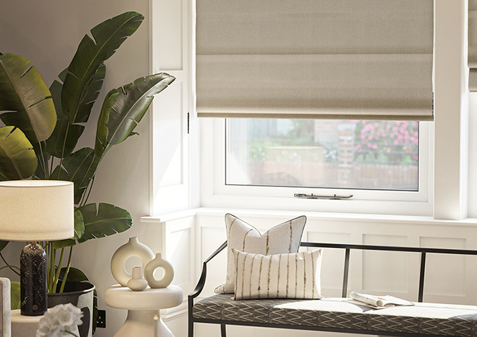 Roslin (Blackout), Monroe Bisque - Motorised Roman Blind - Image 5